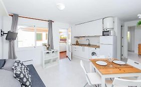 TRANQUILO APARTAMENTO con preciosa cala en la puerta